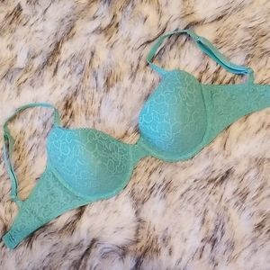 NWOT Victoria's Secret Lined Demi Bra